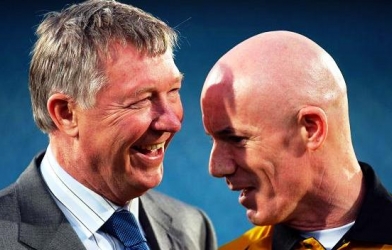 Sir Alex Ferguson bị trọng tài Premier League bóc mẽ